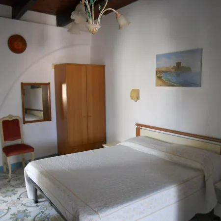Iacono Daire Forio di Ischia